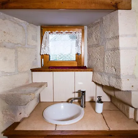 Manoir De Coulandon 3*