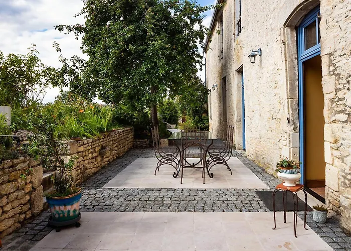 Manoir De Coulandon 3* أرجينتان